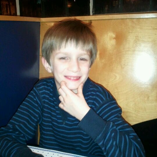 Photo taken at Moonlight Pizza Company by Gregory W. on 2/17/2012