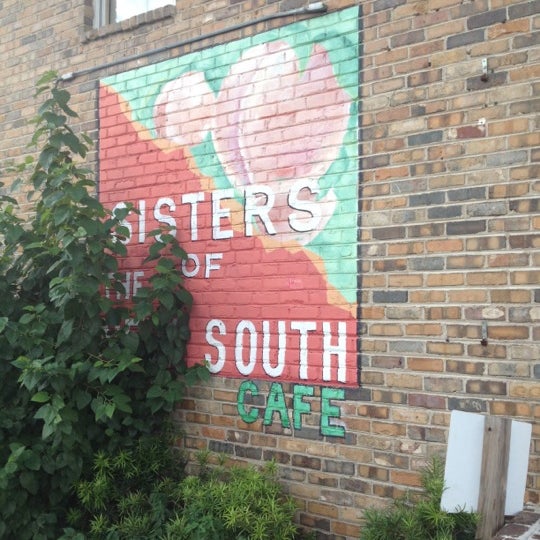 Photo taken at Sisters Of The New South by Ayo A. on 7/14/2012