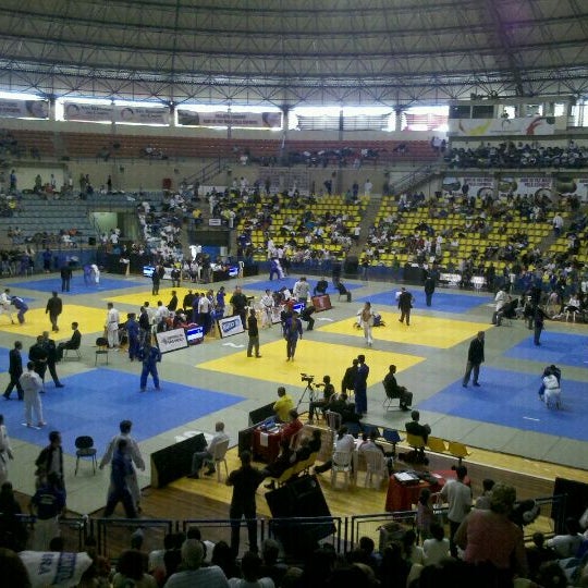 Ginásio Poliesportivo Adib Moysés Dib São Bernardo do Campo, SP Ginásio Poliesportivo Adib Moysés Dib São Bernardo do Campo, SP