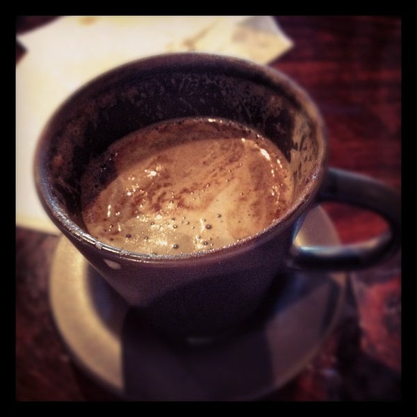 2/23/2012にAndrew N.がCentral Coffee Companyで撮った写真
