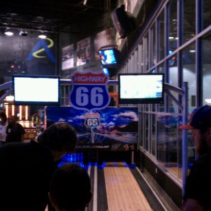 รูปภาพถ่ายที่ Andretti Indoor Karting &amp; Games Roswell โดย Nick J. เมื่อ 3/30/2012