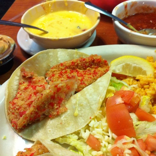 Foto scattata a Camino Real Mexican Restaurant da David G. il 2/26/2012