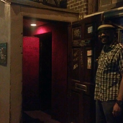 8/26/2012にShokがMedusa Loungeで撮った写真