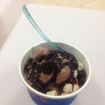 7/22/2012にAnnalisaがSwede&#39;s Frozen Yogurtで撮った写真