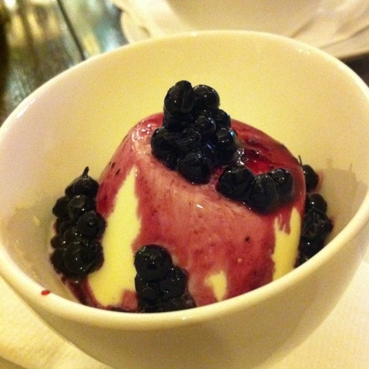 3/8/2012 tarihinde Saet K.ziyaretçi tarafından Smilo Restaurante'de çekilen fotoğraf