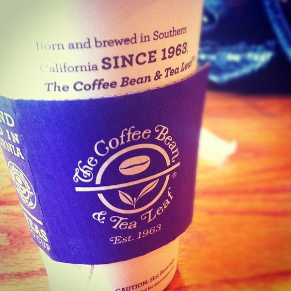 Photo taken at The Coffee Bean &amp; Tea Leaf by Rich K. on 5/3/2012