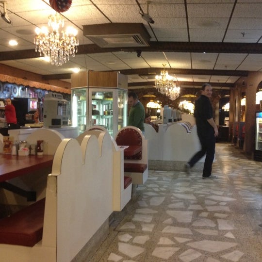 4/14/2012にUrban C.がHillsborough Star Diner &amp; Restaurantで撮った写真