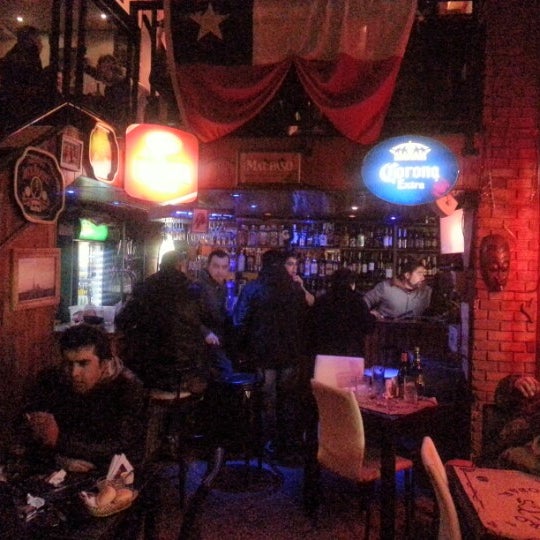 8/15/2012 tarihinde Carlos T.ziyaretçi tarafından Rey Toro Restobar'de çekilen fotoğraf