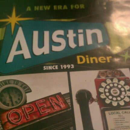Foto tirada no(a) Austin Diner por Rick G. em 6/9/2012