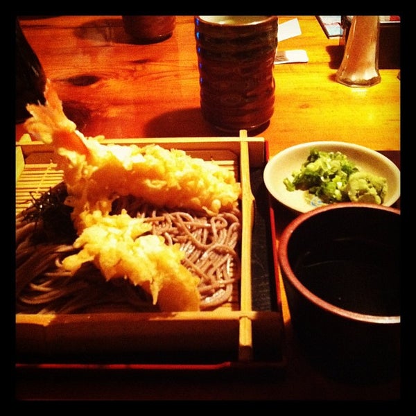 Photo taken at Ichiban Japanese Cuisine by Ayaka I. on 5/25/2012