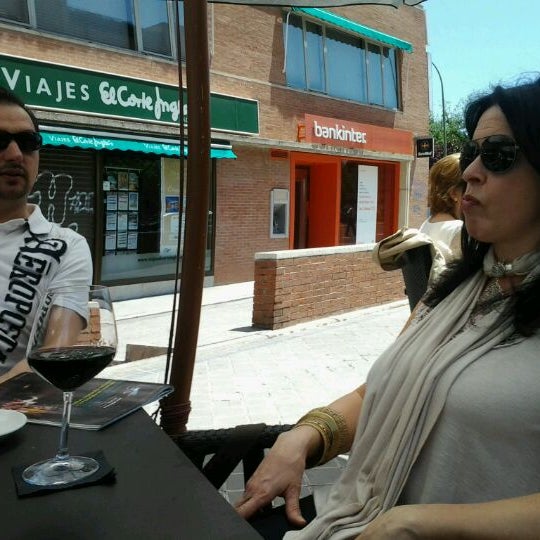 5/27/2012 tarihinde Cristina B.ziyaretçi tarafından EÑE MADRID Tapas Bar Concept'de çekilen fotoğraf