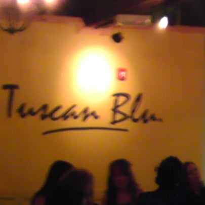 รูปภาพถ่ายที่ Tuscan Blu โดย Brian เมื่อ 8/24/2012