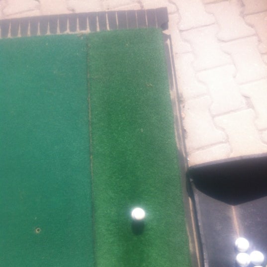 รูปภาพถ่ายที่ Golfbaan Spielehof โดย Ruben N. เมื่อ 4/24/2012