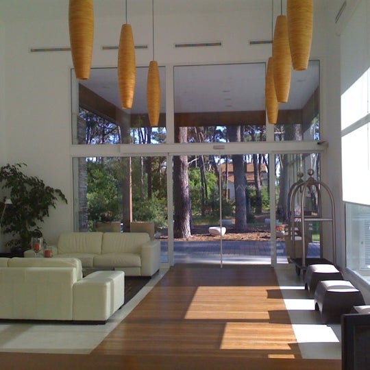 Das Foto wurde bei AWA boutique + design Hotel Punta del Este von Matías C. am 2/22/2012 aufgenommen