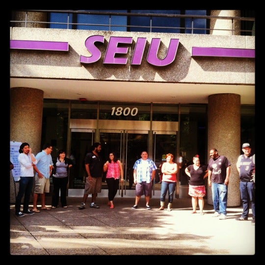 Das Foto wurde bei SEIU Headquarters &amp; Conference Center von Aries C. am 6/17/2012 aufgenommen