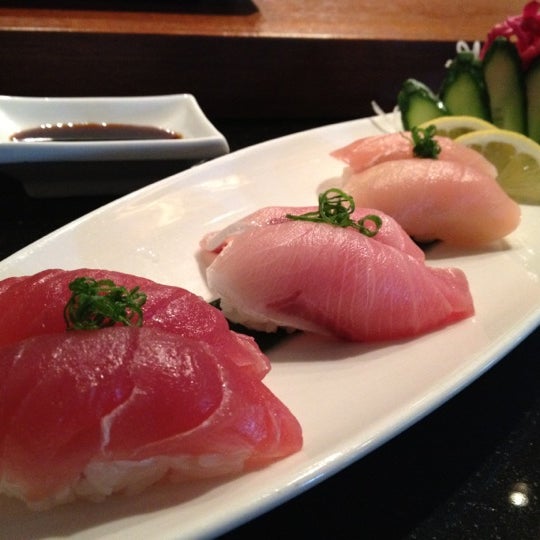3/31/2012 tarihinde George Y.ziyaretçi tarafından Kaiyo Grill &amp; Sushi'de çekilen fotoğraf
