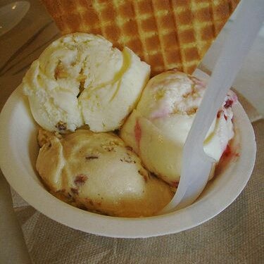 5/29/2012にTimmura J.がJeni&#39;s Splendid Ice Creamsで撮った写真