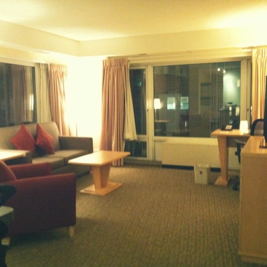Photo taken at Comfort Suites by Ju Young L. on 2/18/2012