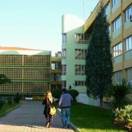 4/25/2012にbatuがEÜ Kimya Mühendisliği Bölümüで撮った写真