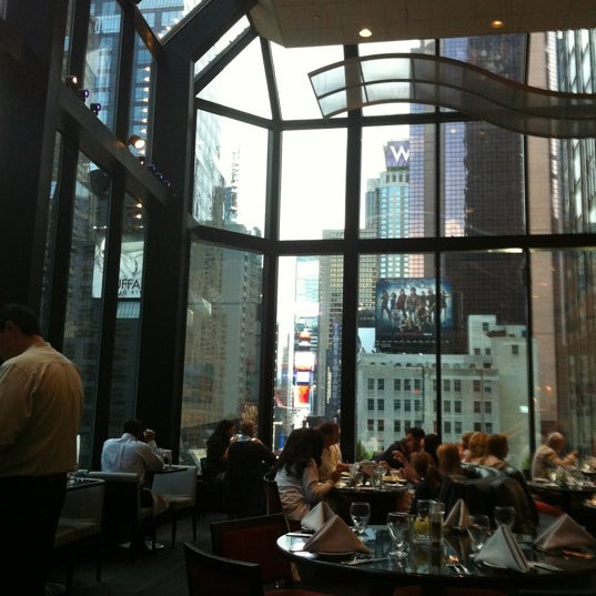 6/3/2012 tarihinde Sierra R.ziyaretçi tarafından Café Nicole'de çekilen fotoğraf
