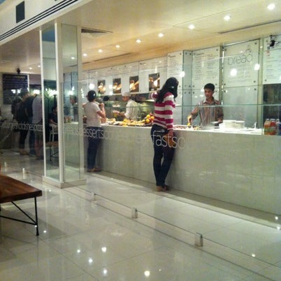 just around the corner bandra