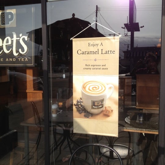 4/30/2012 tarihinde Sheila V.ziyaretçi tarafından Peet&#39;s Coffee &amp; Tea'de çekilen fotoğraf