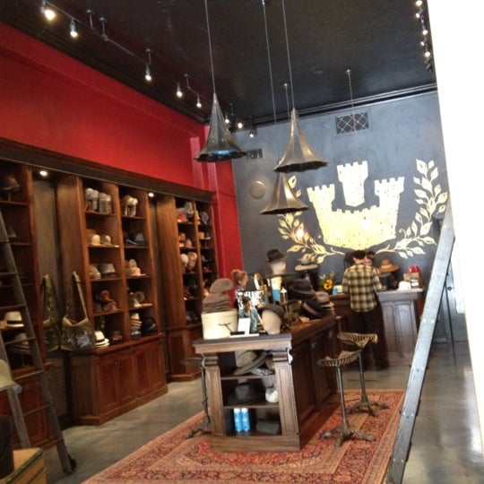 Photo taken at Goorin Bros. Hat Shop - State Street by ᴡ E. on 2/26/2012