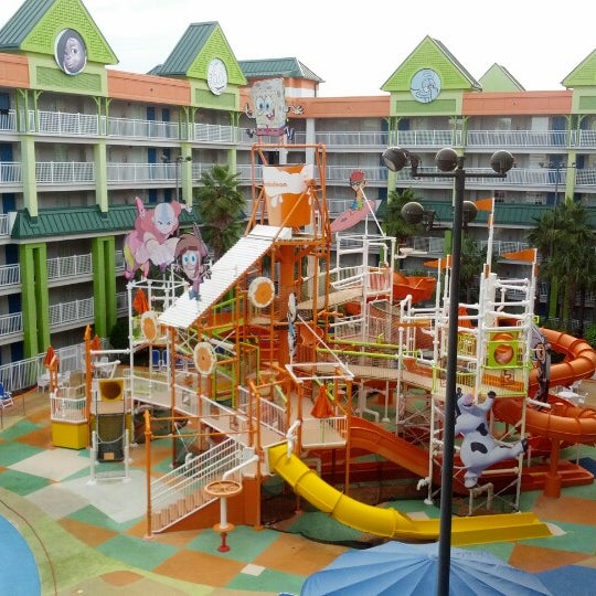 Foto tirada no(a) Nickelodeon Suites Resort por Darrel H. em 8/25/2012