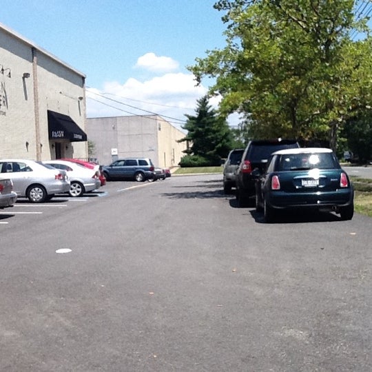 eileen fisher outlet nj