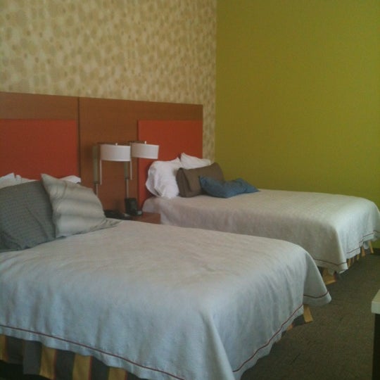 3/21/2012にBaylee R.がHome2 Suites by Hilton San Antonio Downtown - Riverwalk, TXで撮った写真