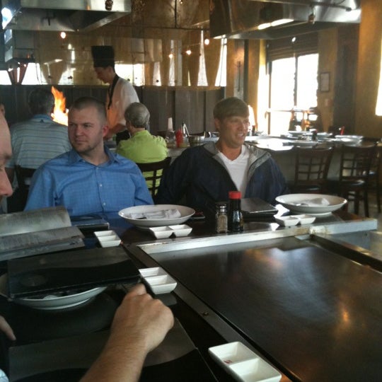 6/5/2012 tarihinde Rocky B.ziyaretçi tarafından Ichiban Steak &amp; Sushi'de çekilen fotoğraf