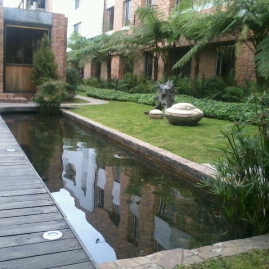 รูปภาพถ่ายที่ Hotel Habitel โดย Paola M. เมื่อ 5/25/2012