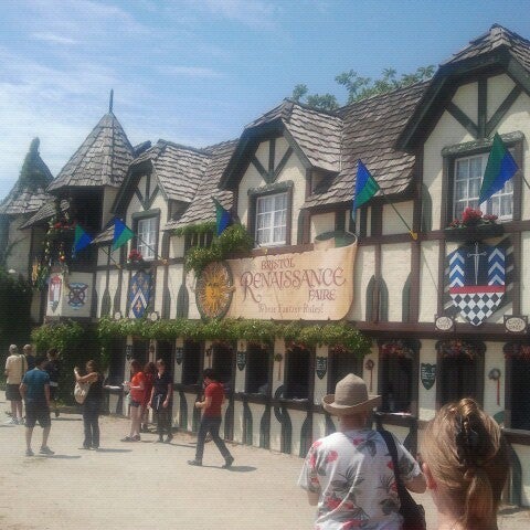 Снимок сделан в Bristol Renaissance Faire пользователем Scot F. 7/14/2012.