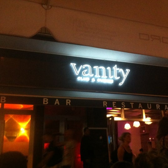Photo taken at Vanity Club Cologne by Leonard L. on 8/18/2012