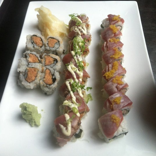 Photo taken at Sushi Damo by Sophie H. on 7/23/2012