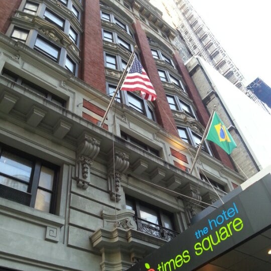 6/27/2012 tarihinde Terry L.ziyaretçi tarafından The Hotel @ Times Square'de çekilen fotoğraf