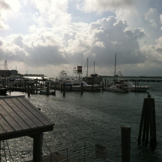 Снимок сделан в Key West Express пользователем Jeff H. 4/6/2012