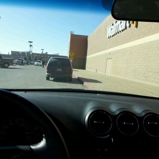 Walmart Supercenter Coralville, IA