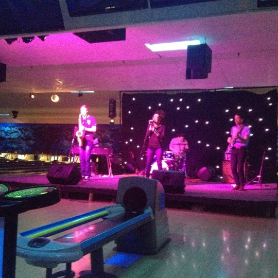 Photo taken at Memory Lanes and the Flashback Cafe by Tameka D. on 4/1/2012