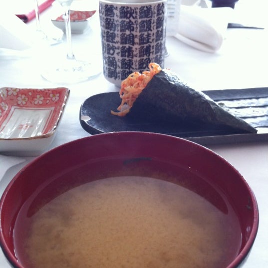 Foto diambil di Michi Sushi oleh Dmitry D. pada 8/17/2012