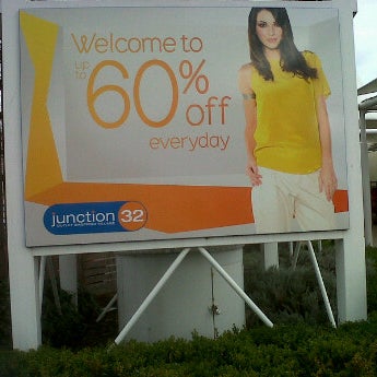 Photo taken at Junction 32 Outlet Shopping Village by Rini S. on 2/18/2012