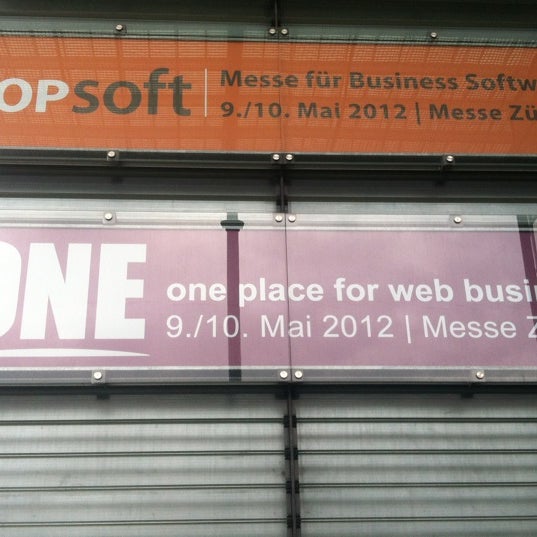 Foto tomada en Hostpoint @ Messe Zürich  por @10ender el 5/9/2012