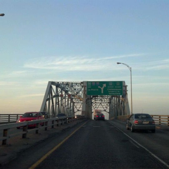 Pont Honoré-Mercier - Bridge in Kahnawake