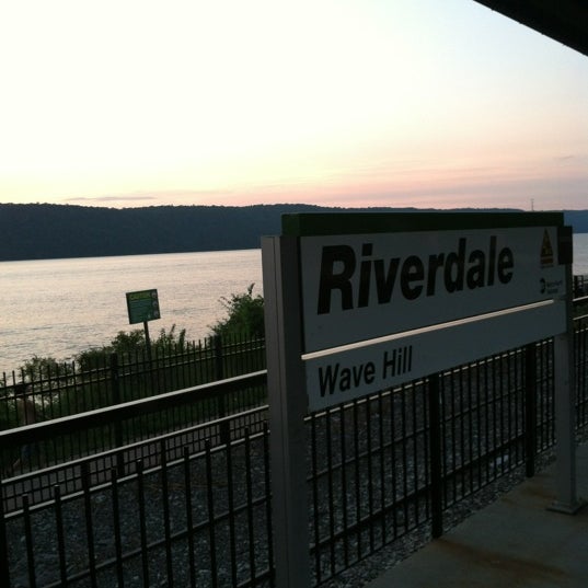 Photos at Metro North Riverdale Station North Riverdale 6 tips