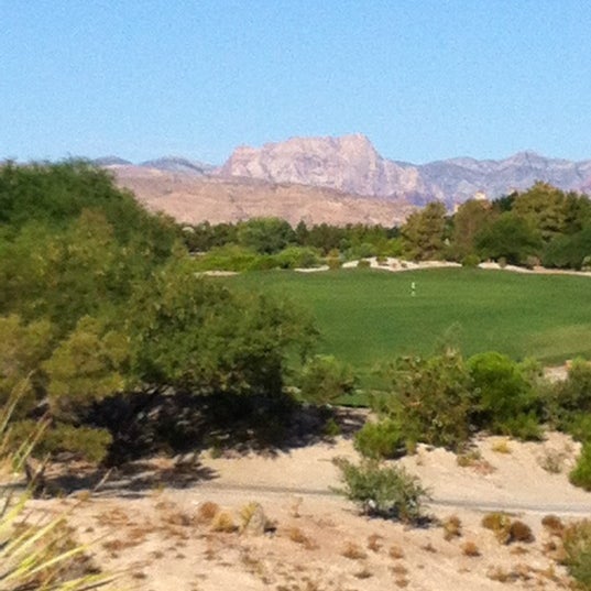 7/8/2012 tarihinde Cindy F.ziyaretçi tarafından Badlands Golf Club'de çekilen fotoğraf