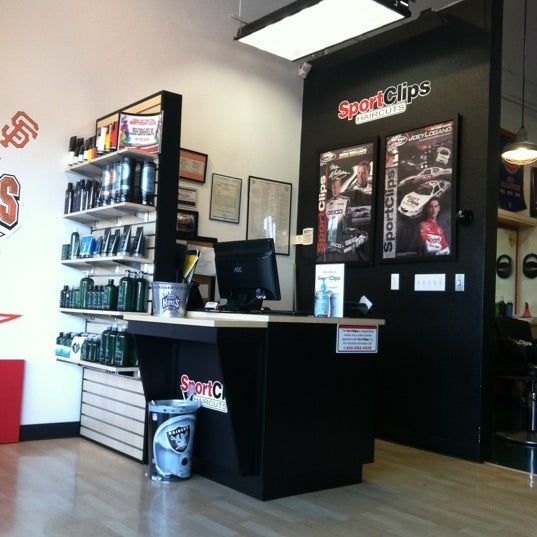 Sport Clips Haircuts of Rocklin Blue Oaks Town Center 3 tips