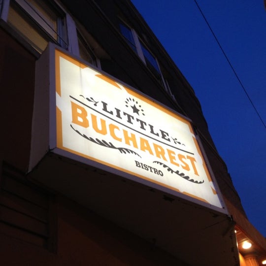 4/14/2012 tarihinde 🔥ɖⓐNⓙƲι🔥 .ziyaretçi tarafından Little Bucharest Bistro'de çekilen fotoğraf