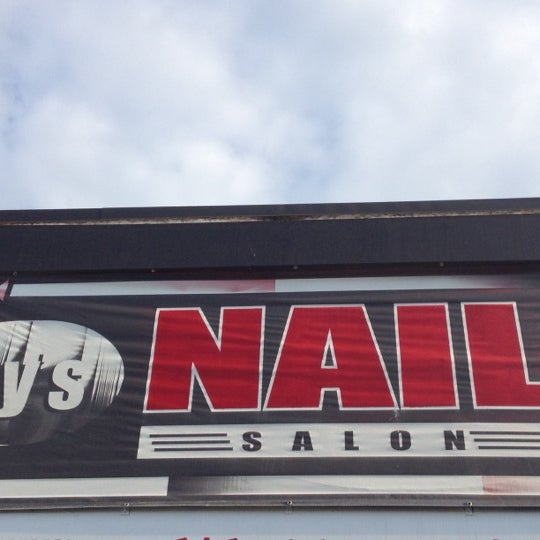 nail shop on 8 mile and van dyke