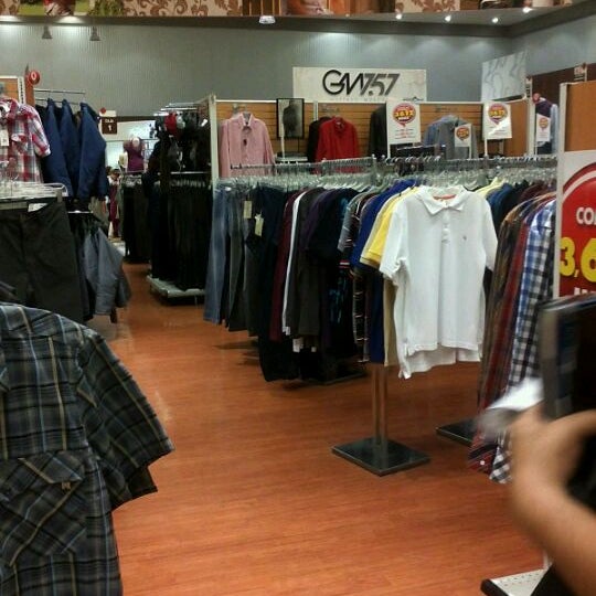 Foto scattata a Condado Shopping da Jessica C. il 3/24/2012