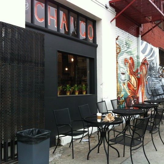 3/30/2012 tarihinde Jean-Pierre N.ziyaretçi tarafından Chango Coffee'de çekilen fotoğraf